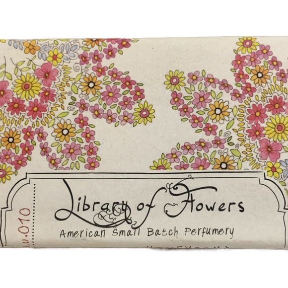 SOLD - Library of Flowers Honeycomb Hand Cream 2.3 oz Coco Butter New Sealed - Picture 7 of 11